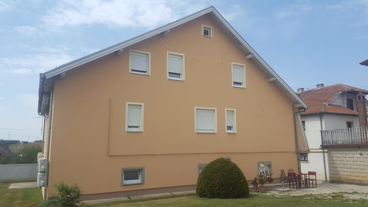 Sobe Mrak Acomodação com café da manhã Bjelovar Exterior foto
