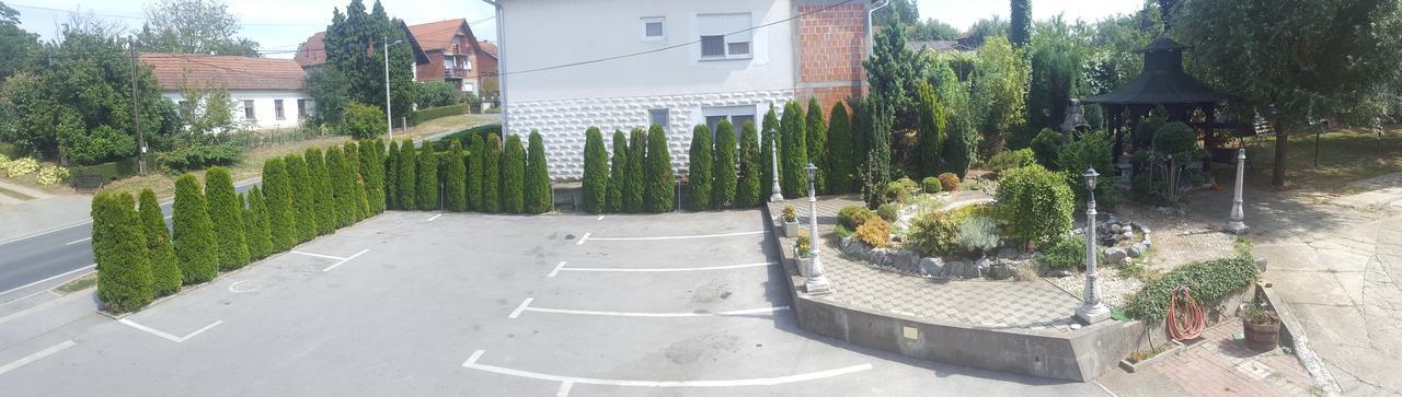 Sobe Mrak Acomodação com café da manhã Bjelovar Exterior foto